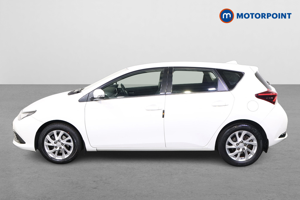Toyota Auris Icon Tech Automatic Petrol Hatchback - Stock Number (1562395) - Passenger side
