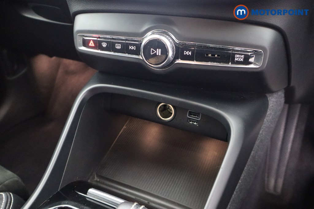 Volvo Xc40 R Design Automatic Petrol SUV - Stock Number (1562700) - 10th supplementary image