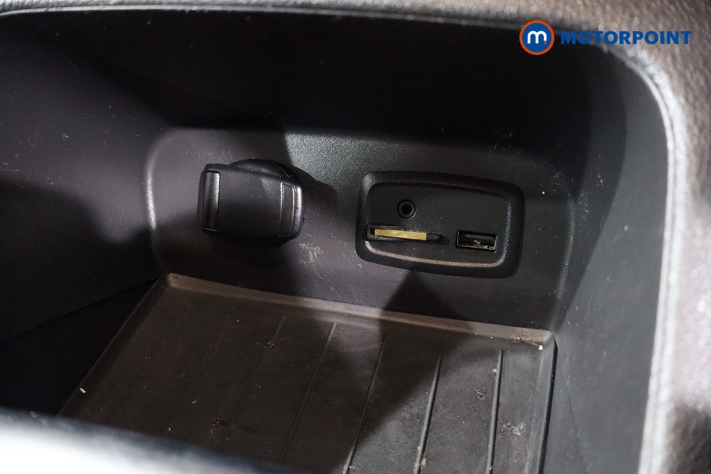 Renault Captur Gt Line Manual Diesel SUV - Stock Number (1562746) - 18th supplementary image