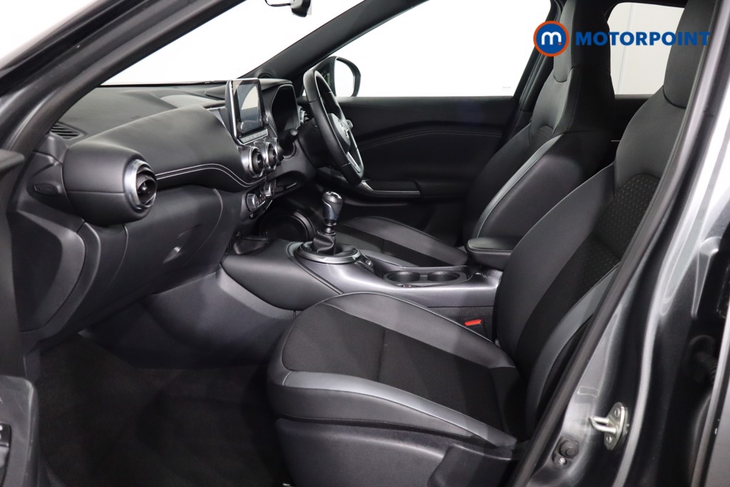 Nissan Juke N-Connecta Manual Petrol SUV - Stock Number (1563177) - 4th supplementary image