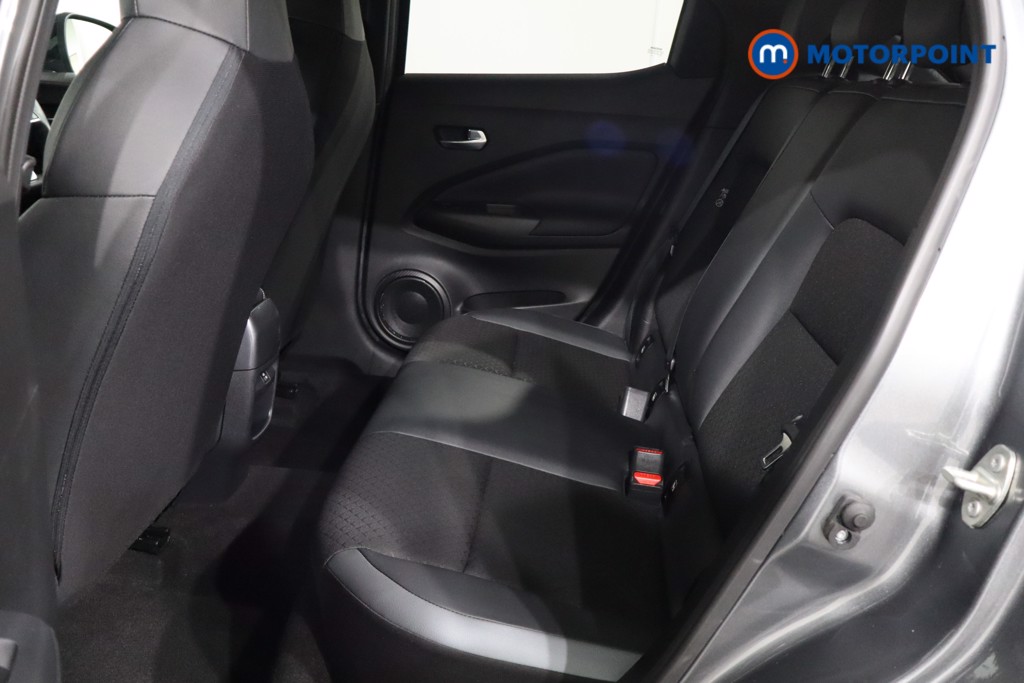 Nissan Juke N-Connecta Manual Petrol SUV - Stock Number (1563177) - 5th supplementary image
