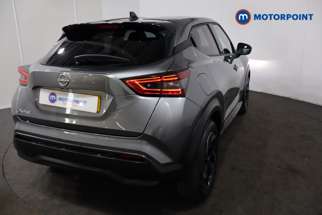 Nissan Juke N-Connecta Manual Petrol SUV - Stock Number (1563177) - 30th supplementary image