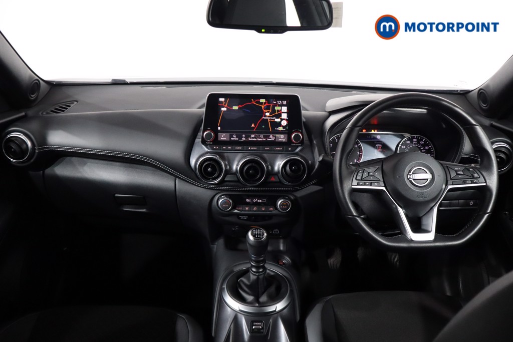 Nissan Juke N-Connecta Manual Petrol SUV - Stock Number (1563177) - 1st supplementary image