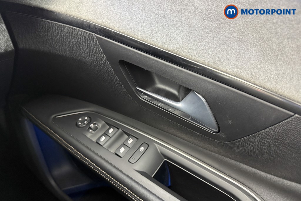 Peugeot 5008 GT Automatic Diesel SUV - Stock Number (1563231) - 9th supplementary image