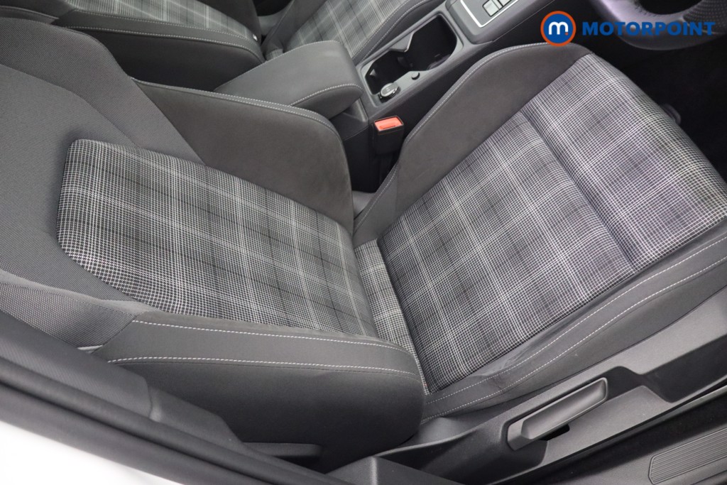 Volkswagen Golf GTD Automatic Diesel Hatchback - Stock Number (1563306) - 17th supplementary image