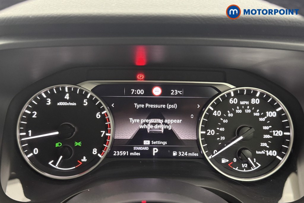 Nissan Qashqai Acenta Premium Automatic Petrol SUV - Stock Number (1563434) - 3rd supplementary image