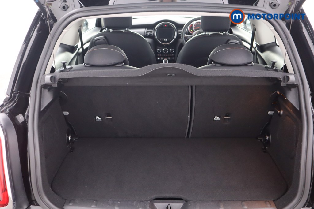 Mini Hatchback Cooper Classic Automatic Petrol Hatchback - Stock Number (1563458) - 14th supplementary image