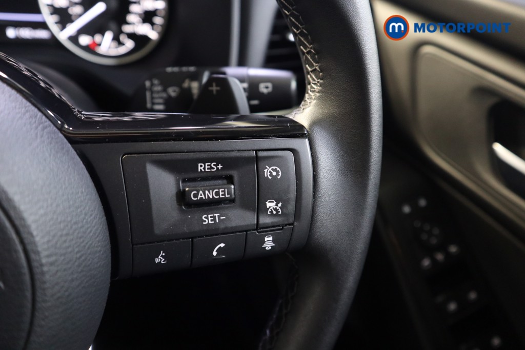 Nissan Qashqai Acenta Premium Automatic Petrol SUV - Stock Number (1563461) - 4th supplementary image