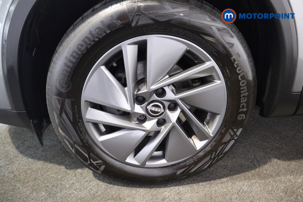 Nissan Qashqai Acenta Premium Automatic Petrol SUV - Stock Number (1563461) - 16th supplementary image