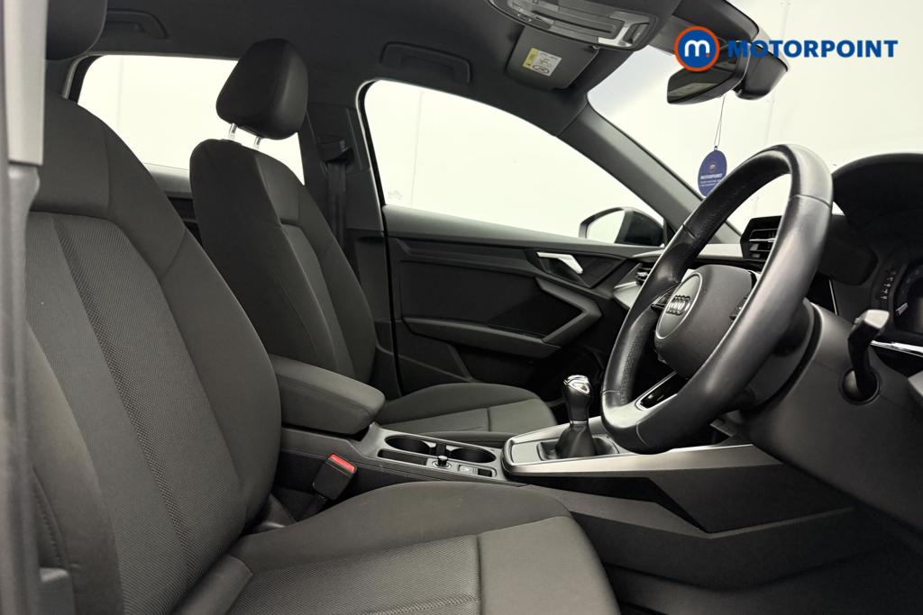 Audi A3 Technik Manual Petrol Hatchback - Stock Number (1563531) - 8th supplementary image