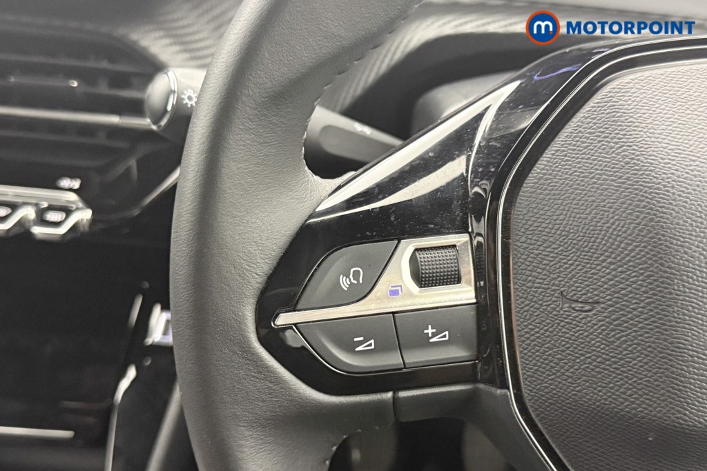 Peugeot 2008 Allure Manual Petrol SUV - Stock Number (1563548) - 8th supplementary image