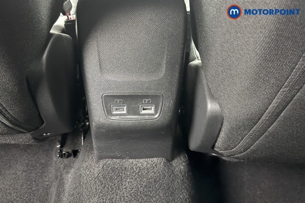 Peugeot 2008 Allure Manual Petrol SUV - Stock Number (1563548) - 22nd supplementary image