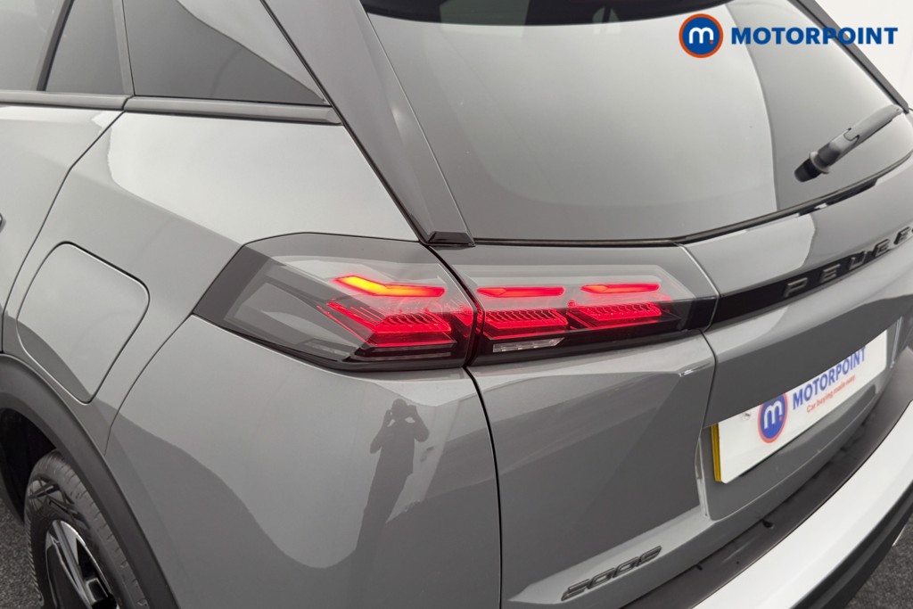 Peugeot 2008 Allure Manual Petrol SUV - Stock Number (1563548) - 23rd supplementary image