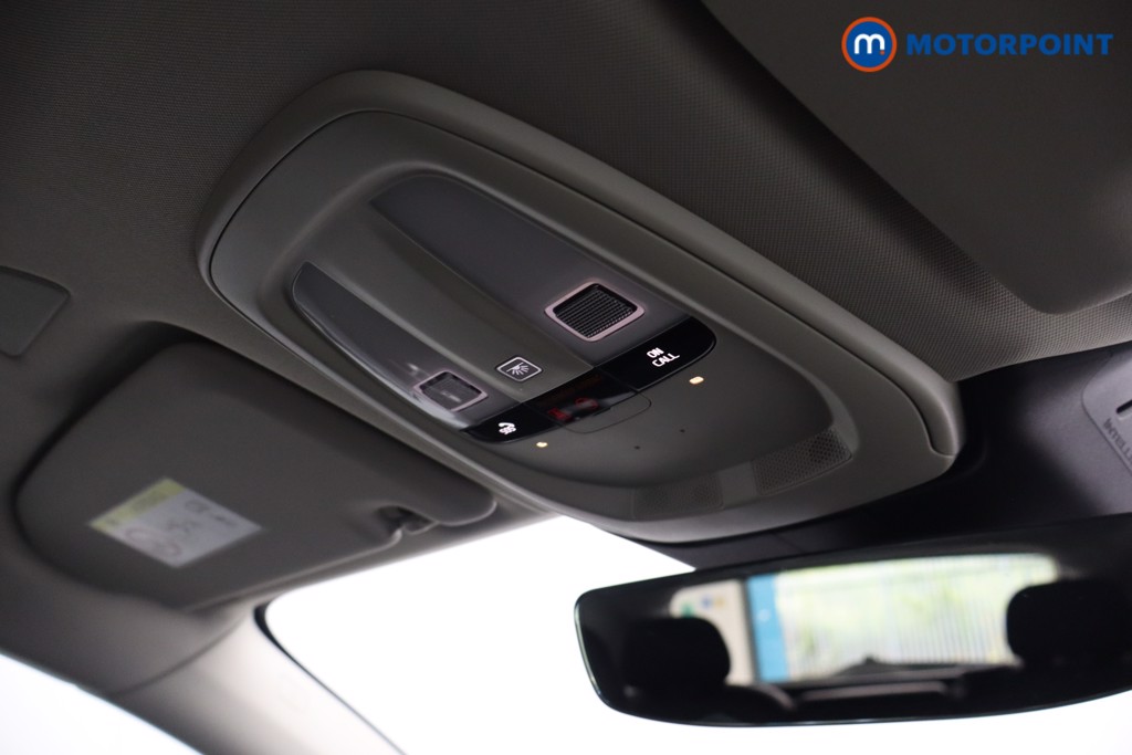 Volvo Xc60 Momentum Automatic Petrol SUV - Stock Number (1563602) - 13th supplementary image