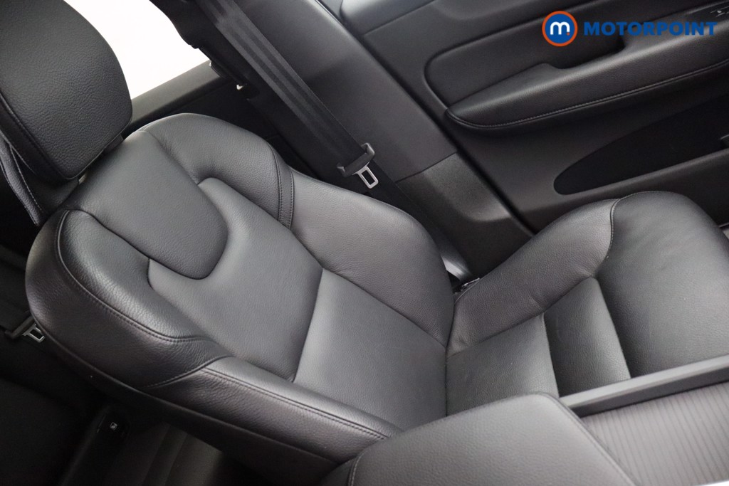 Volvo Xc60 Momentum Automatic Petrol SUV - Stock Number (1563602) - 16th supplementary image