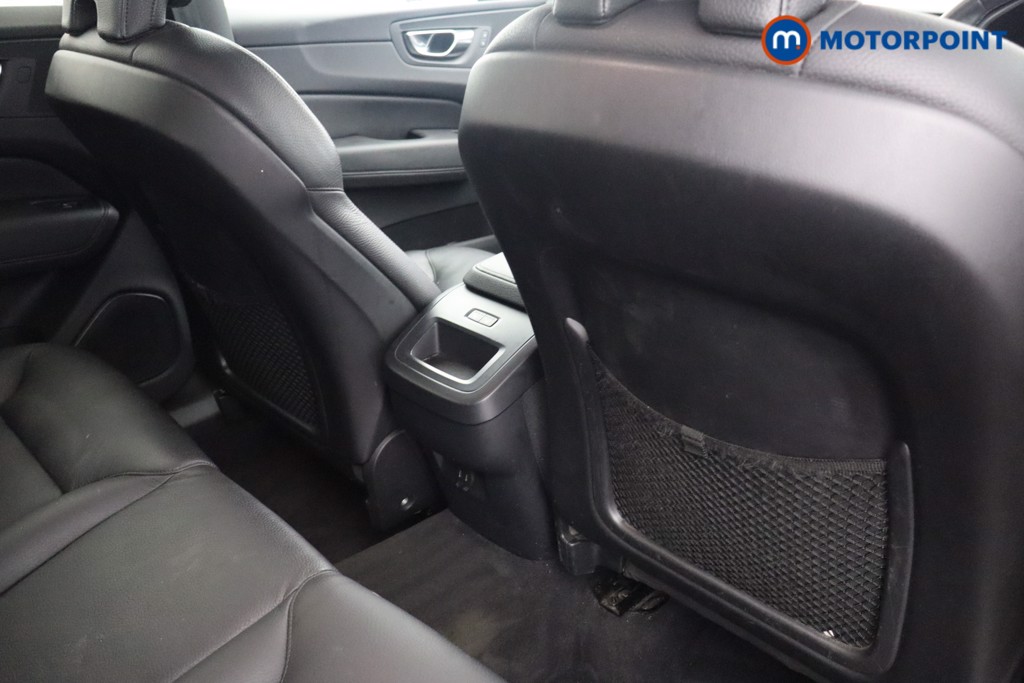 Volvo Xc60 Momentum Automatic Petrol SUV - Stock Number (1563602) - 20th supplementary image