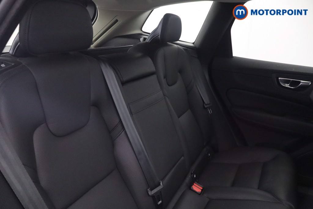 Volvo Xc60 Momentum Automatic Petrol SUV - Stock Number (1563602) - 21st supplementary image
