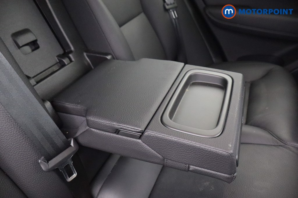 Volvo Xc60 Momentum Automatic Petrol SUV - Stock Number (1563602) - 22nd supplementary image