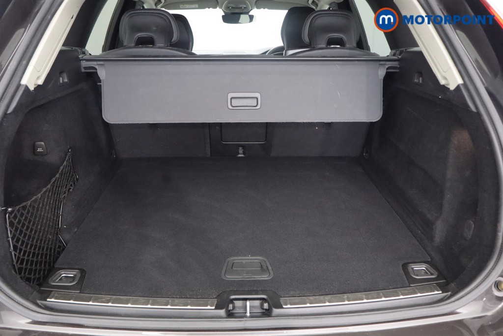 Volvo Xc60 Momentum Automatic Petrol SUV - Stock Number (1563602) - 36th supplementary image