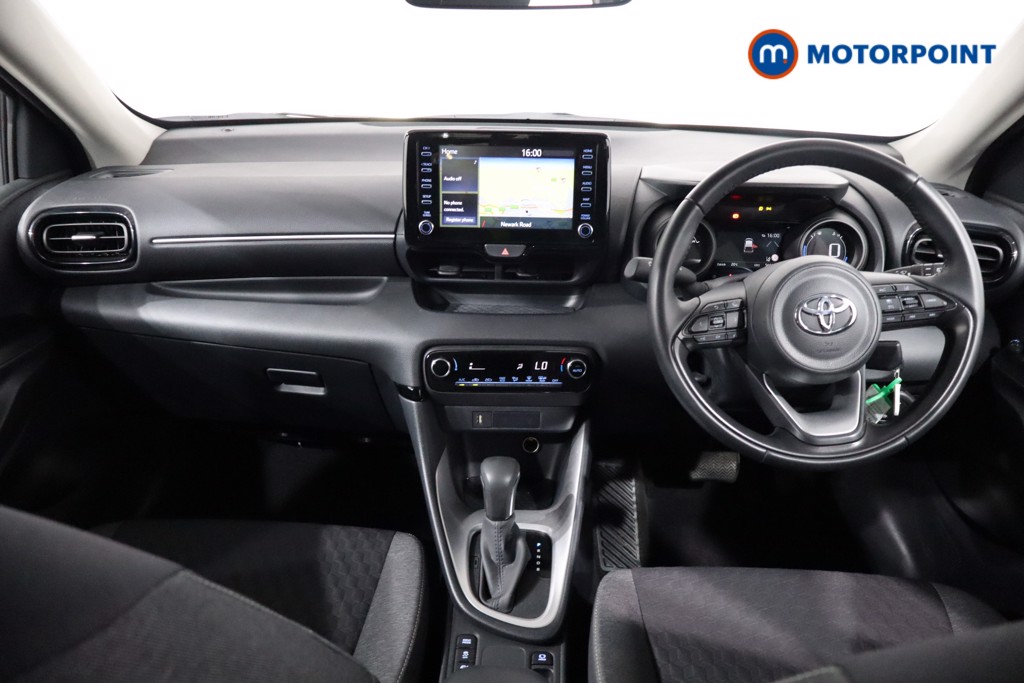 Toyota Yaris Design Automatic Petrol-Electric Hybrid Hatchback - Stock Number (1563638) - 1st supplementary image