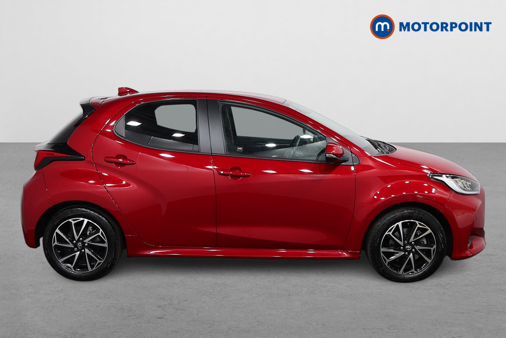 Toyota Yaris Design Automatic Petrol-Electric Hybrid Hatchback - Stock Number (1563638) - Drivers side