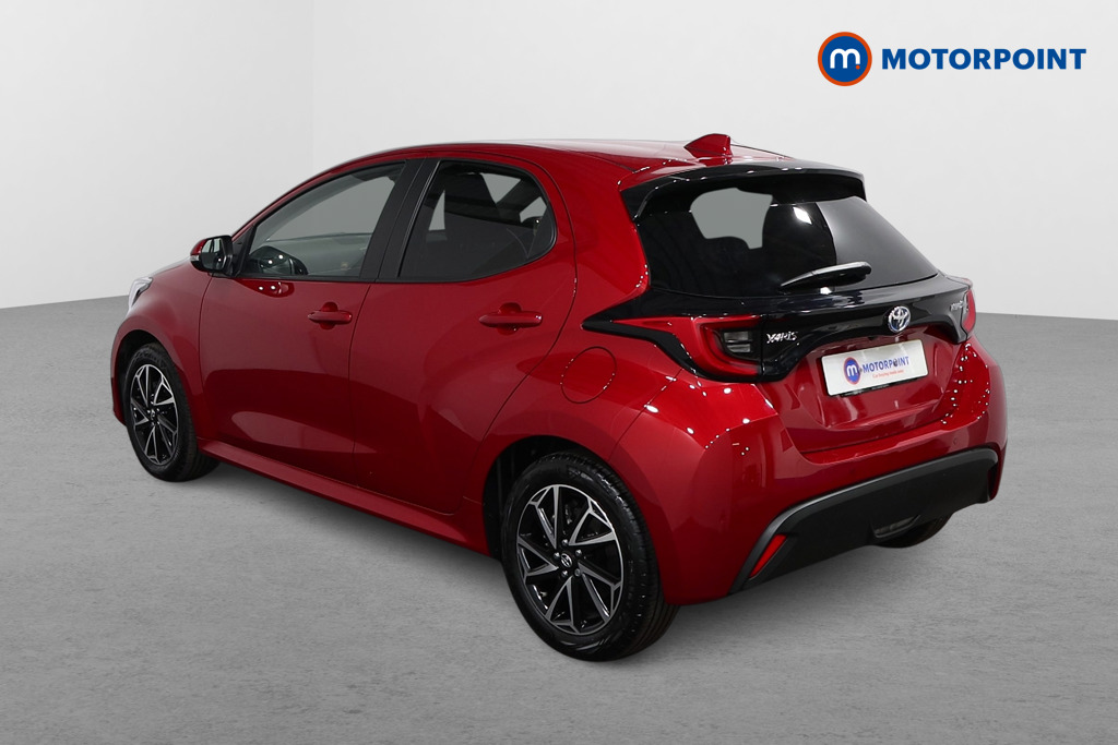 Toyota Yaris Design Automatic Petrol-Electric Hybrid Hatchback - Stock Number (1563638) - Passenger side rear corner