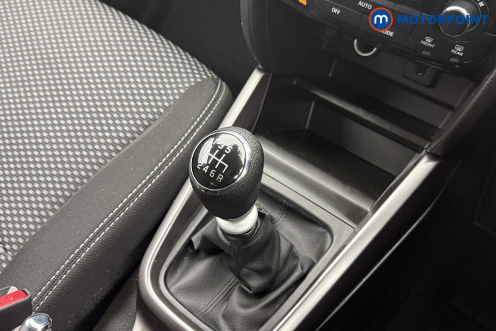 Suzuki Vitara Sz-T Manual Petrol-Electric Hybrid SUV - Stock Number (1563666) - 5th supplementary image