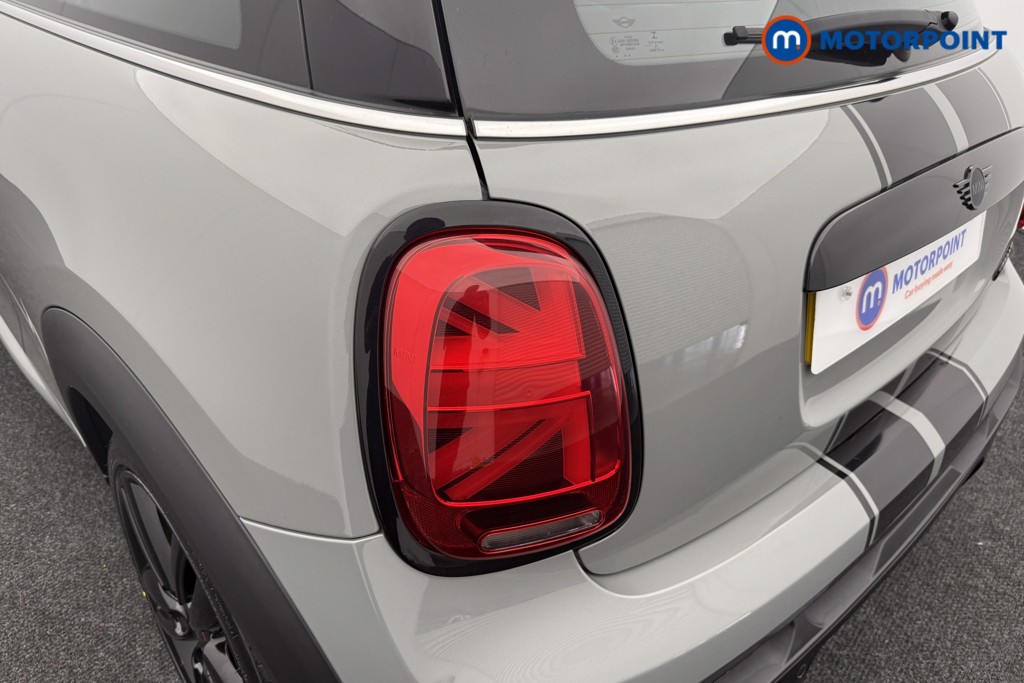 Mini Hatchback Cooper Sport Manual Petrol Hatchback - Stock Number (1563990) - 20th supplementary image