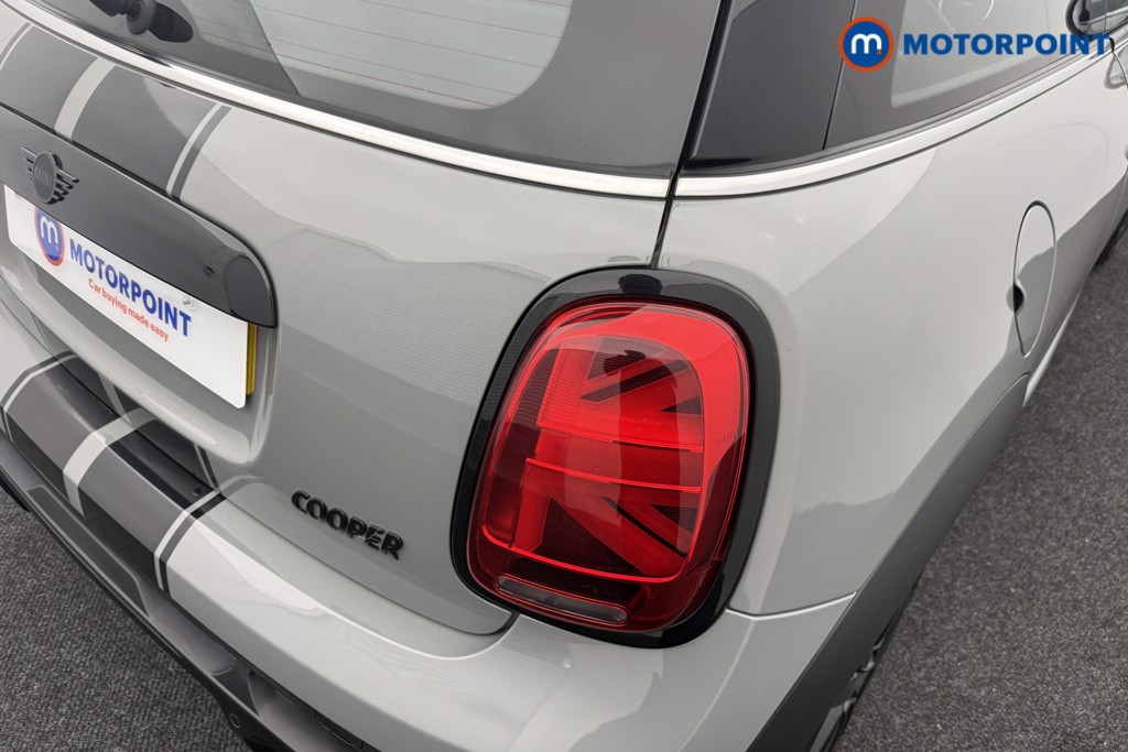 Mini Hatchback Cooper Sport Manual Petrol Hatchback - Stock Number (1563990) - 21st supplementary image