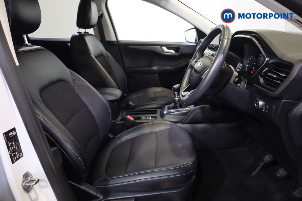 Ford Kuga Titanium First Edition Manual Petrol SUV - Stock Number (1564051) - 6th supplementary image