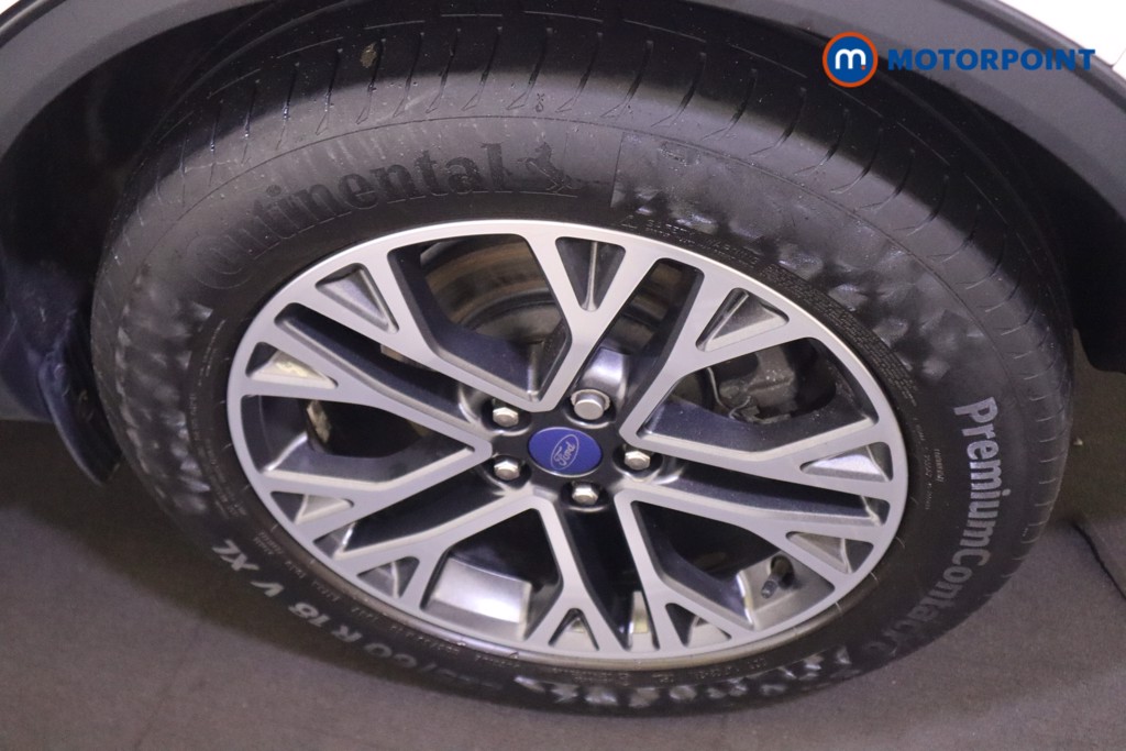 Ford Kuga Titanium First Edition Manual Petrol SUV - Stock Number (1564051) - 9th supplementary image