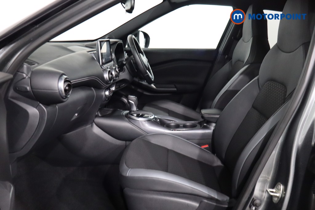 Nissan Juke N-Connecta Automatic Petrol SUV - Stock Number (1564108) - 4th supplementary image