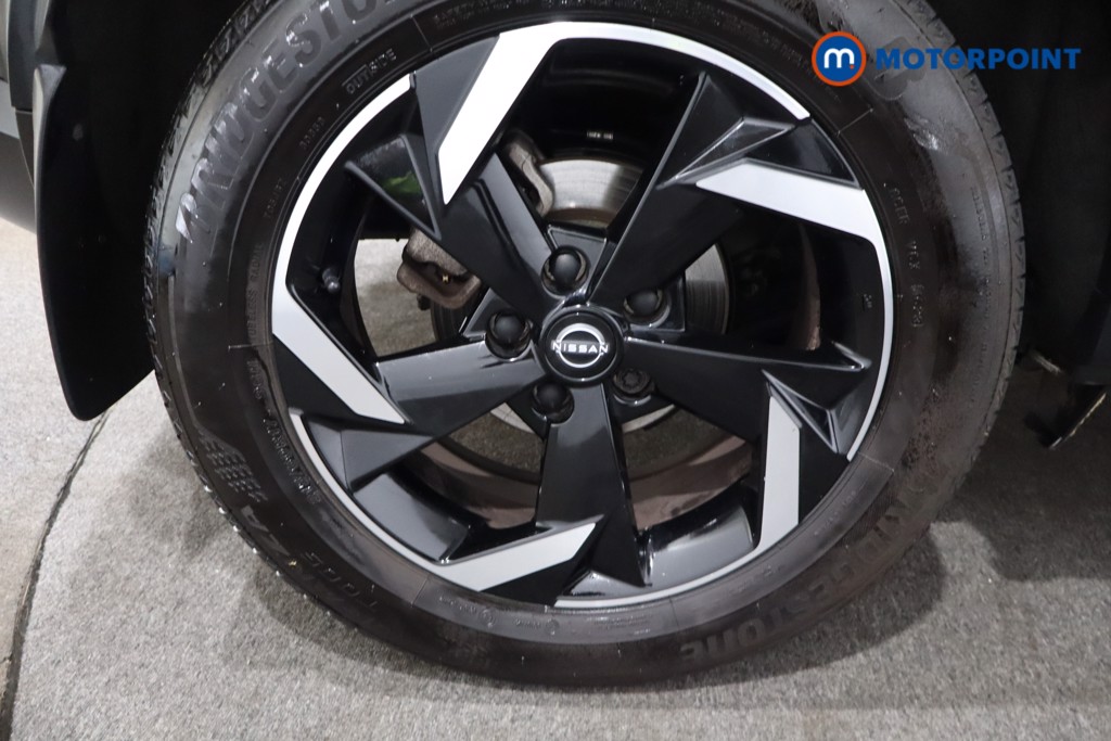 Nissan Juke N-Connecta Automatic Petrol SUV - Stock Number (1564108) - 10th supplementary image
