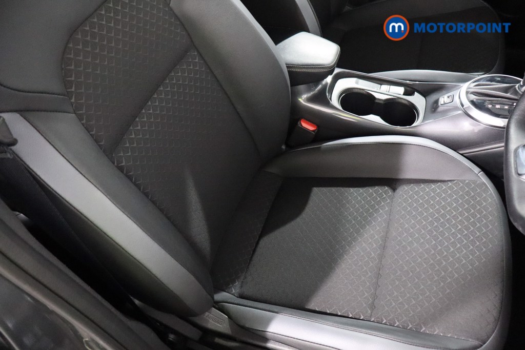 Nissan Juke N-Connecta Automatic Petrol SUV - Stock Number (1564108) - 26th supplementary image