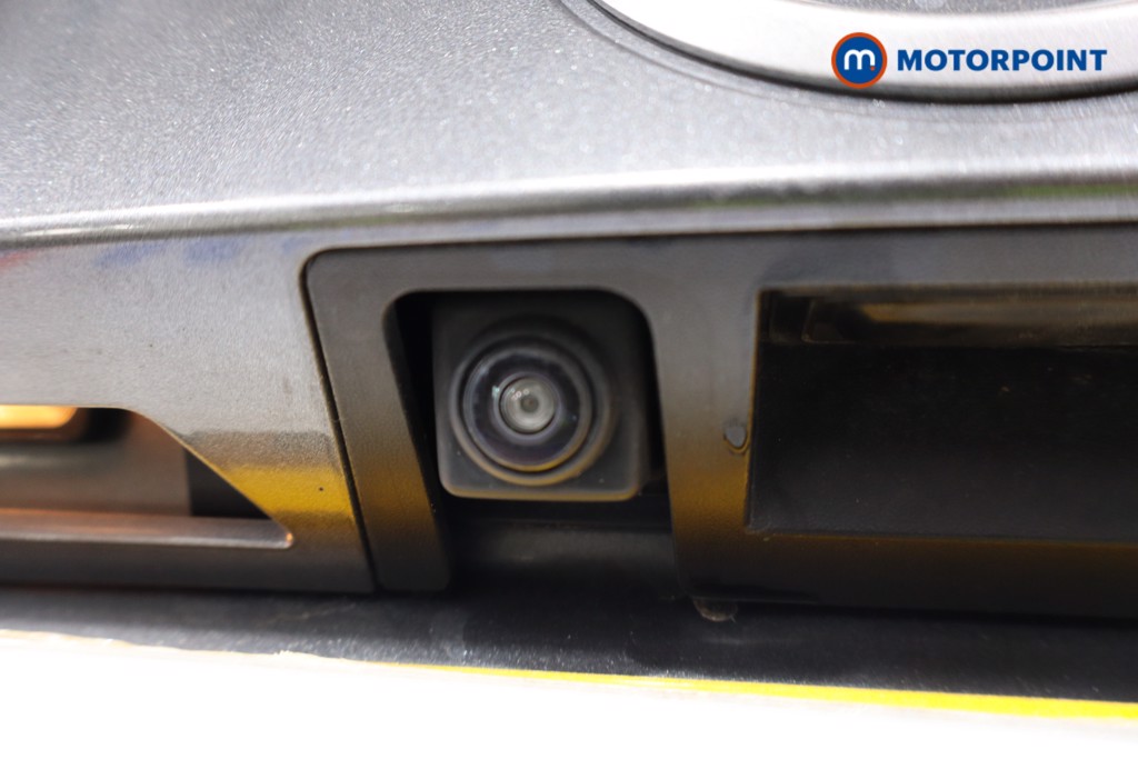 Nissan Juke N-Connecta Automatic Petrol SUV - Stock Number (1564108) - 31st supplementary image