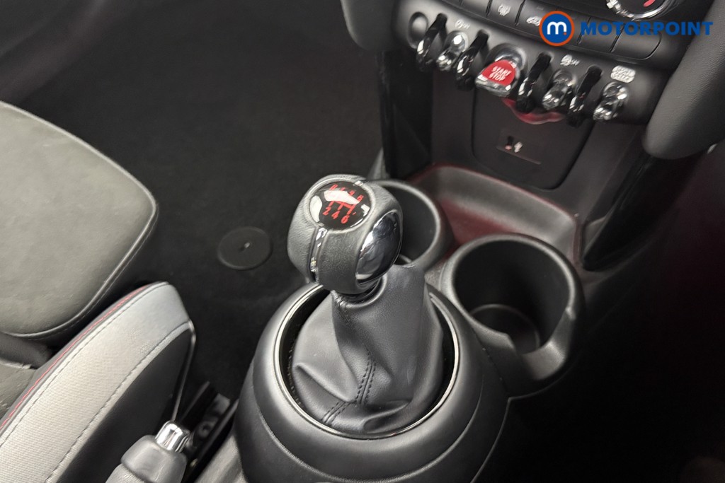 Mini Hatchback Cooper Sport Manual Petrol Hatchback - Stock Number (1564126) - 5th supplementary image