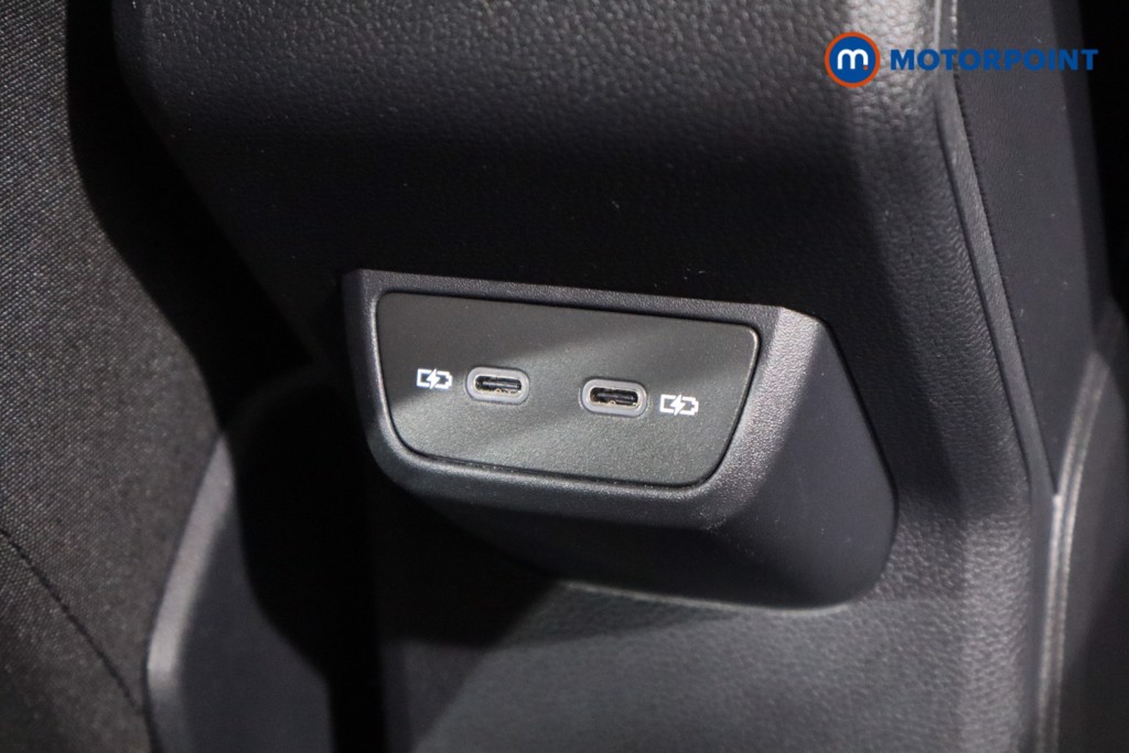 Volkswagen Polo Life Manual Petrol Hatchback - Stock Number (1564146) - 13th supplementary image