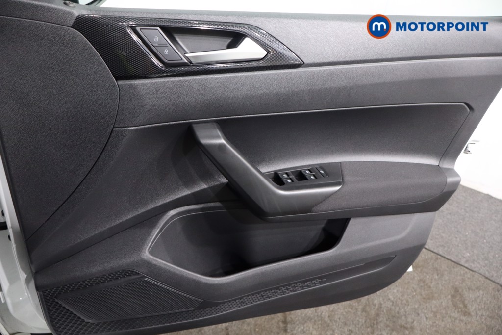 Volkswagen Polo Life Manual Petrol Hatchback - Stock Number (1564146) - 23rd supplementary image