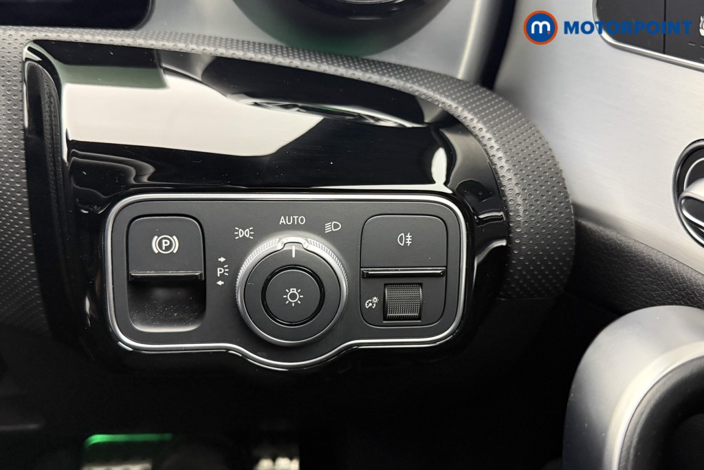 Mercedes-Benz CLA Amg Line Automatic Petrol Coupe - Stock Number (1564170) - 14th supplementary image