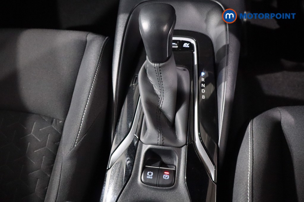 Toyota Corolla Design Automatic Petrol-Electric Hybrid Hatchback - Stock Number (1564326) - 19th supplementary image