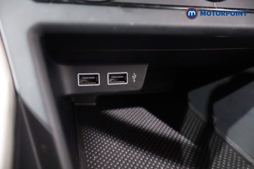 Volkswagen Polo Match Manual Petrol Hatchback - Stock Number (1564429) - 16th supplementary image