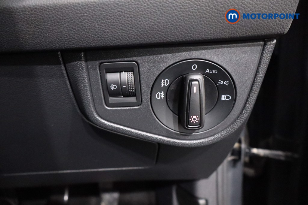 Volkswagen Polo Match Manual Petrol Hatchback - Stock Number (1564429) - 20th supplementary image