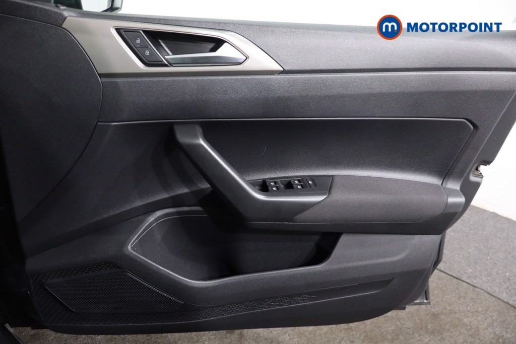 Volkswagen Polo Match Manual Petrol Hatchback - Stock Number (1564429) - 21st supplementary image