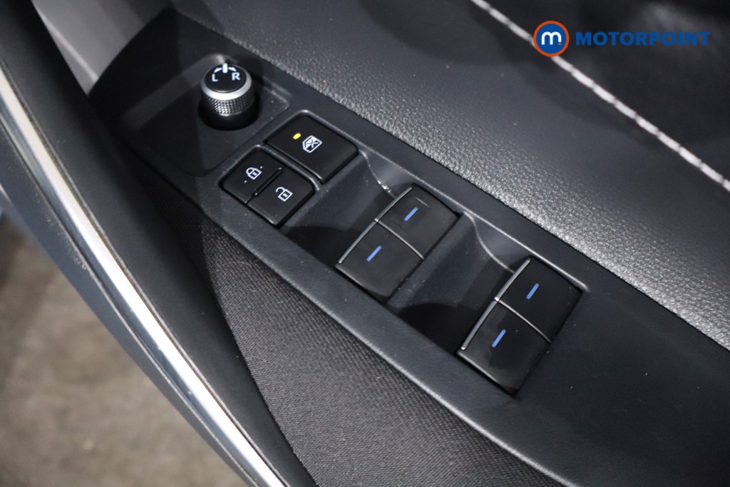 Toyota Corolla Icon Tech Automatic Petrol-Electric Hybrid Hatchback - Stock Number (1564712) - 25th supplementary image