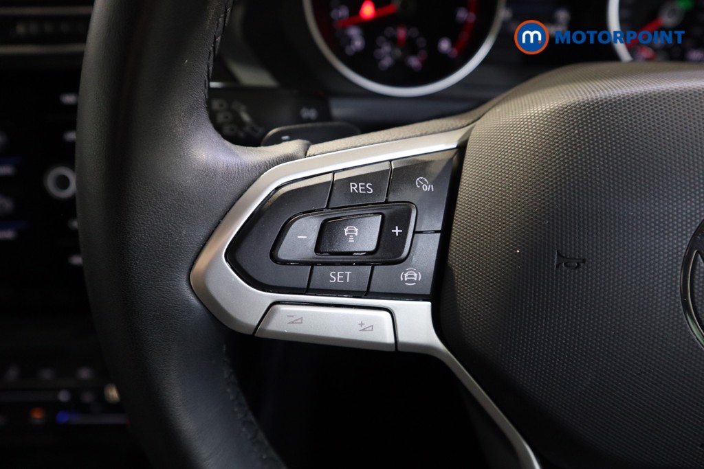 Volkswagen Tiguan Life Automatic Petrol SUV - Stock Number (1564769) - 3rd supplementary image