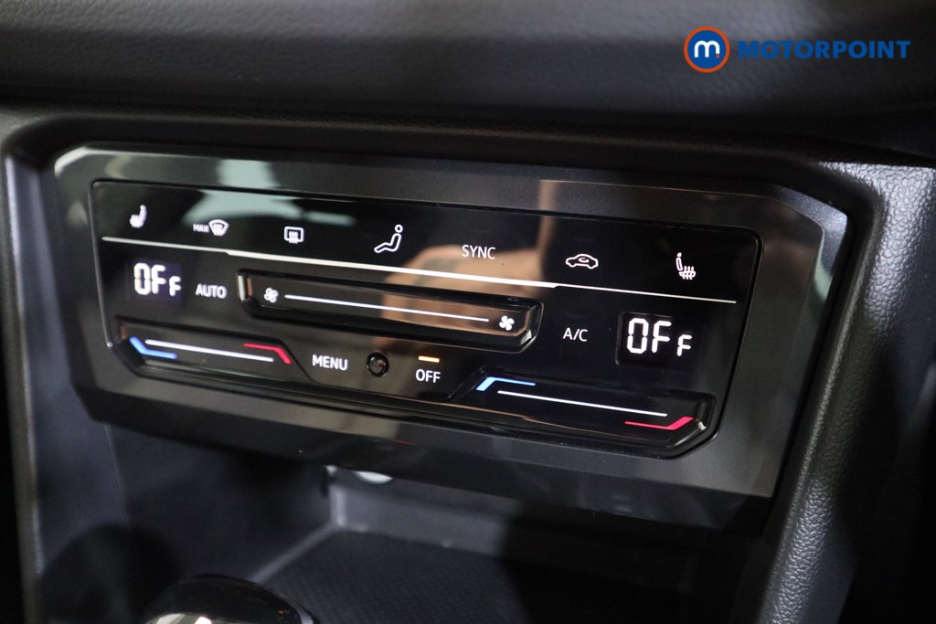 Volkswagen Tiguan Life Automatic Petrol SUV - Stock Number (1564769) - 7th supplementary image