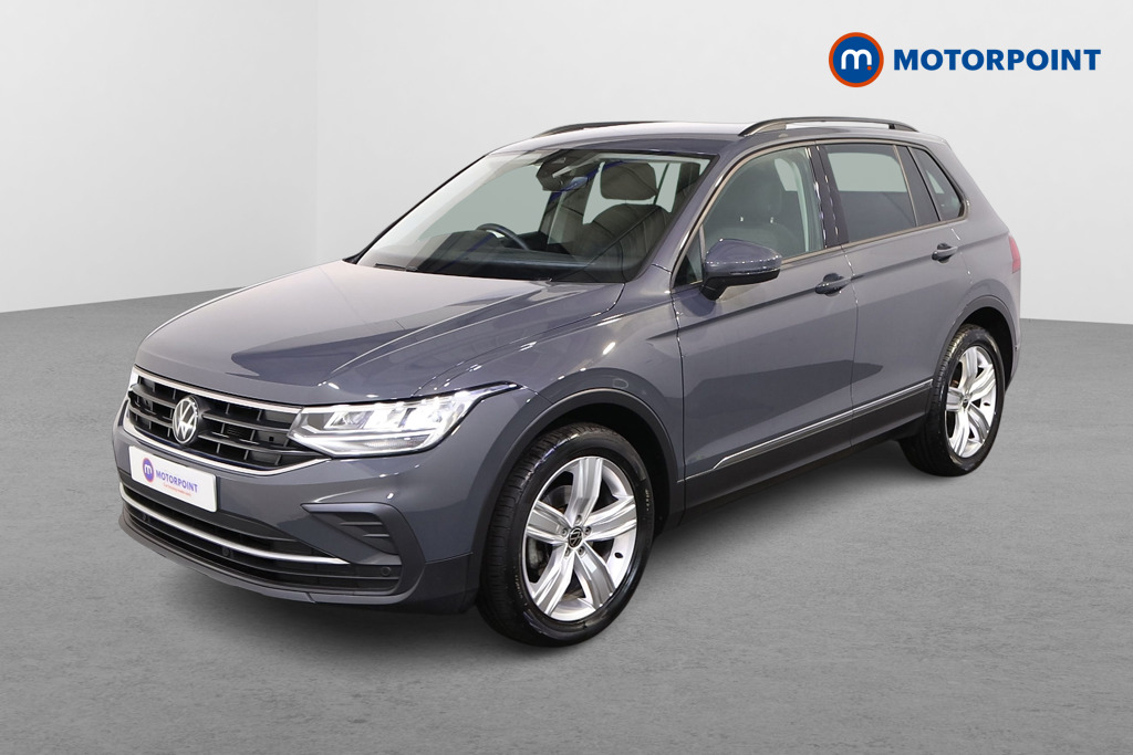 Volkswagen Tiguan Life Automatic Petrol SUV - Stock Number (1564769) - Passenger side front corner