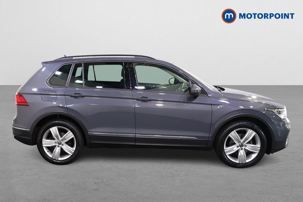 Volkswagen Tiguan Life Automatic Petrol SUV - Stock Number (1564769) - Drivers side