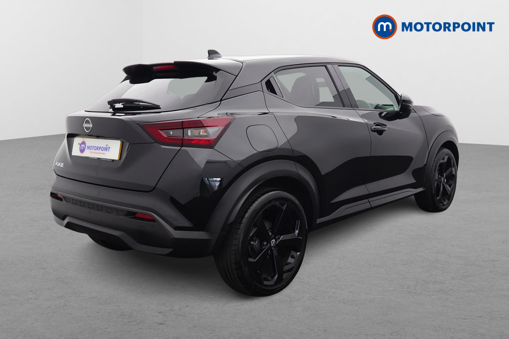 Nissan Juke Tekna Manual Petrol SUV - Stock Number (1565098) - Drivers side rear corner
