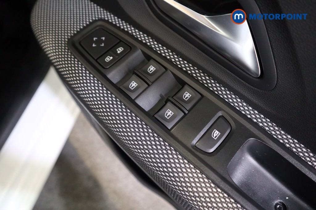 Dacia Sandero Comfort Manual Petrol-Lpg Hatchback - Stock Number (1550286) - 9th supplementary image